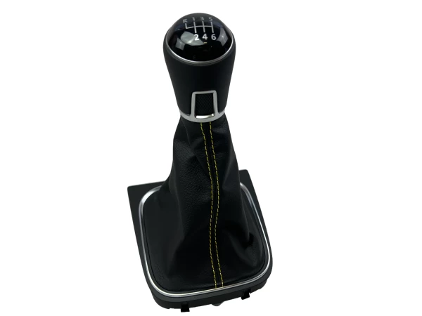 VW Scirocco 3 GTS 6 speed gearshift leather black