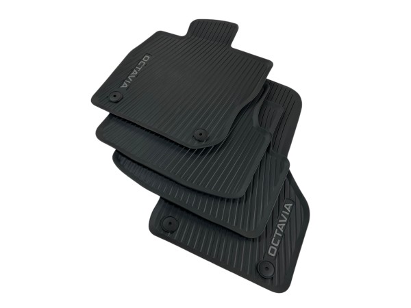 Skoda Octavia 4 IV e-Tec Hybrid rubber floor mats black logo