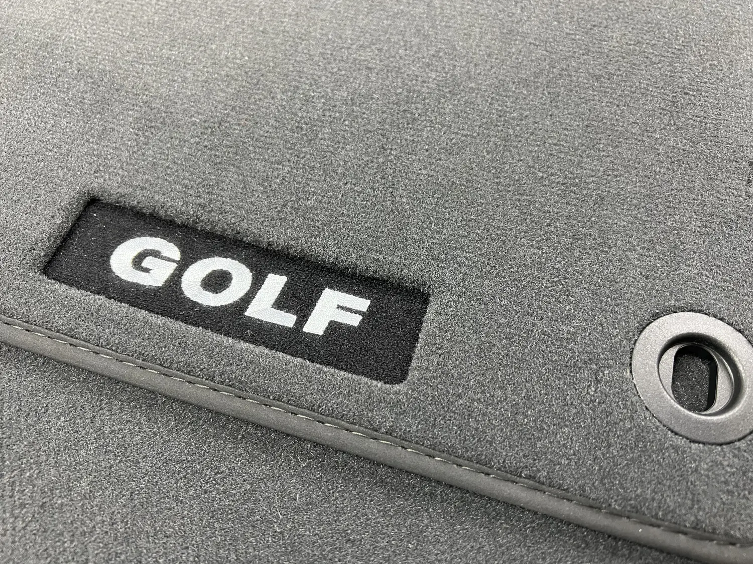 VW Golf 5 6 PLUS Fussmatten PREMIUM Velours, vorn + hinten, Original,  schwarz